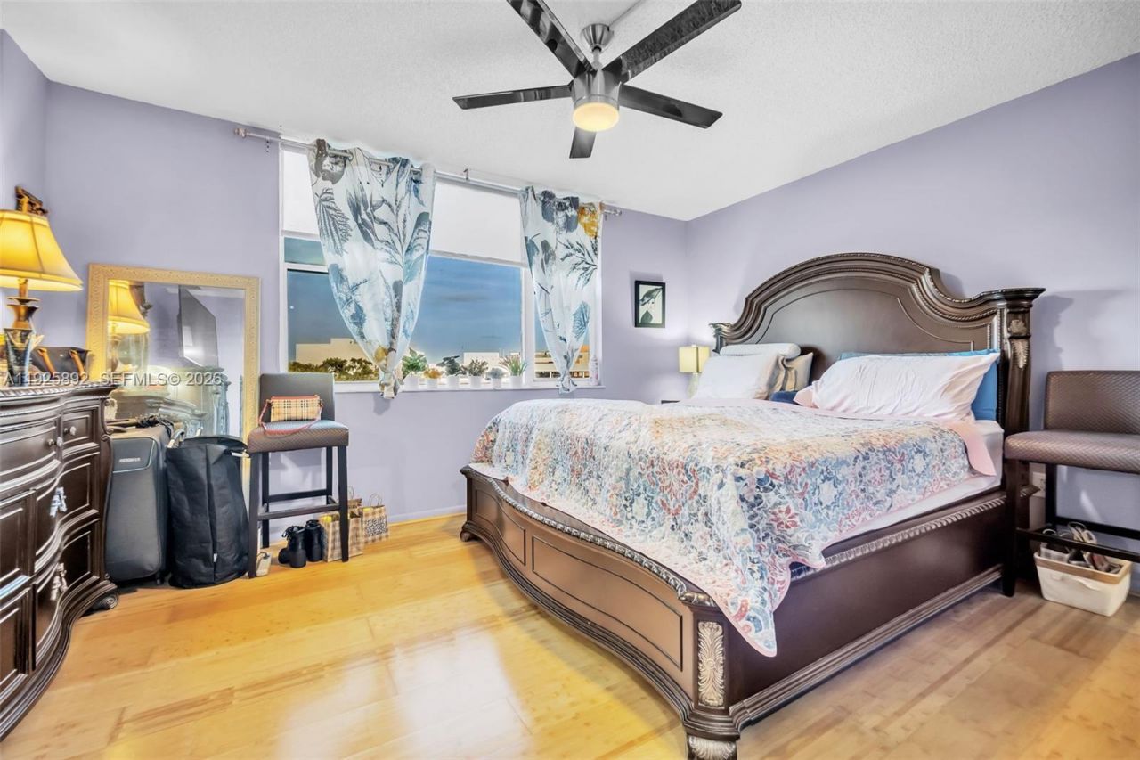 3850 Washington St, Unit 409, Hollywood, FL 33021 Photo