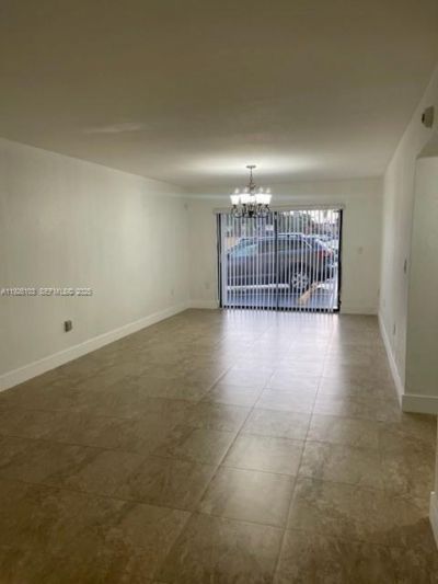 180 Royal Palm Rd, Unit 109, Hialeah Gardens, FL 33016 Photo