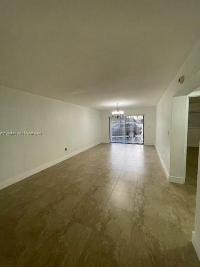 180 Royal Palm Rd, Unit 109, Hialeah Gardens, FL 33016 Photo