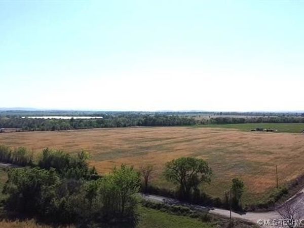 9 Highway, Keota, OK 74941