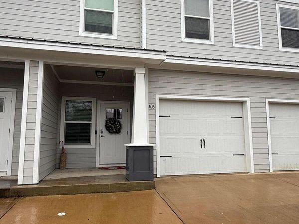 406 Date Palm Lane, Freeport, FL 32439