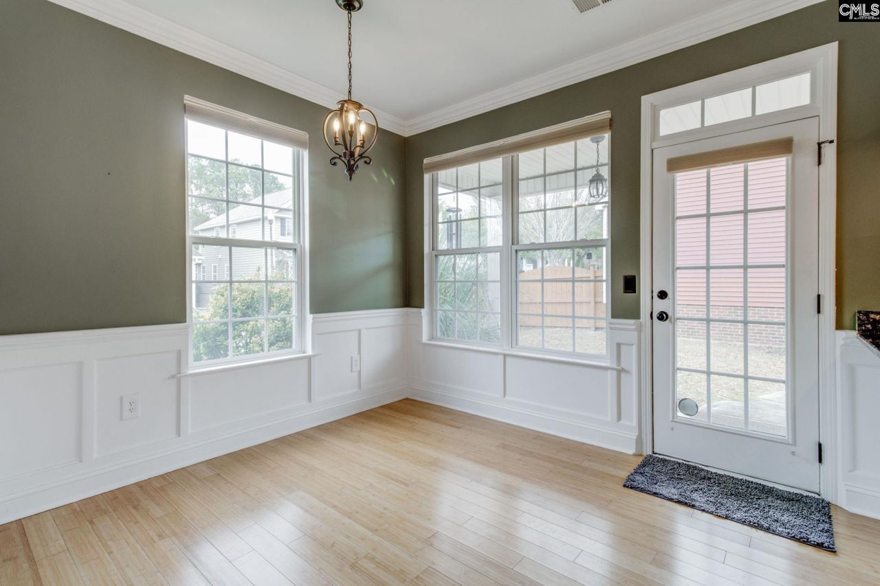 626 Harbour Pointe Drive Photo 14