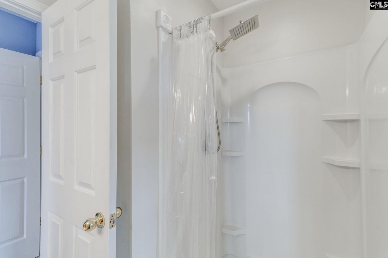 626 Harbour Pointe Drive Photo 20