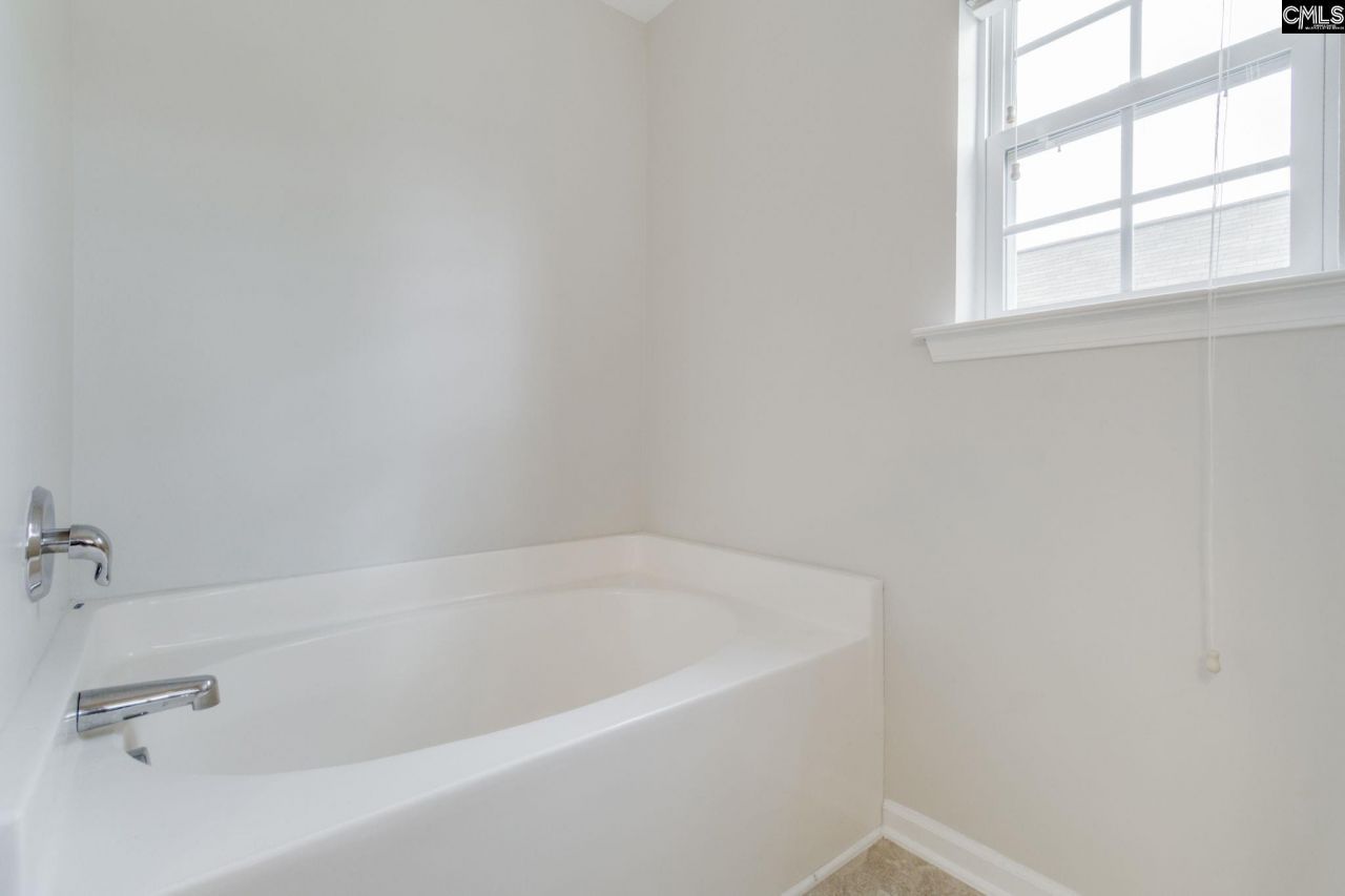 626 Harbour Pointe Drive Photo 21