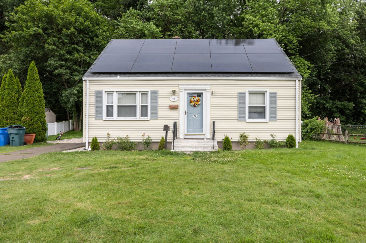 77 Blue Hills, Hamden, CT 06514 Main Photo