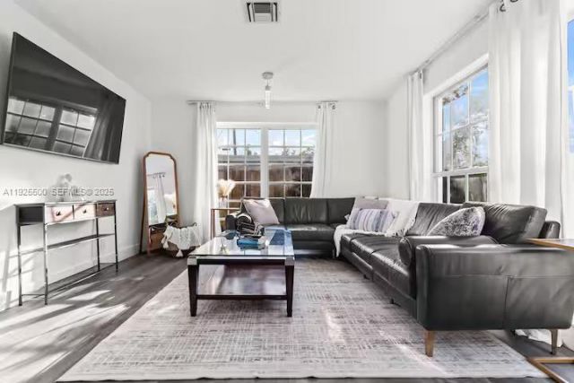 909 NE 7th St, Pompano Beach, FL 33060 Photo