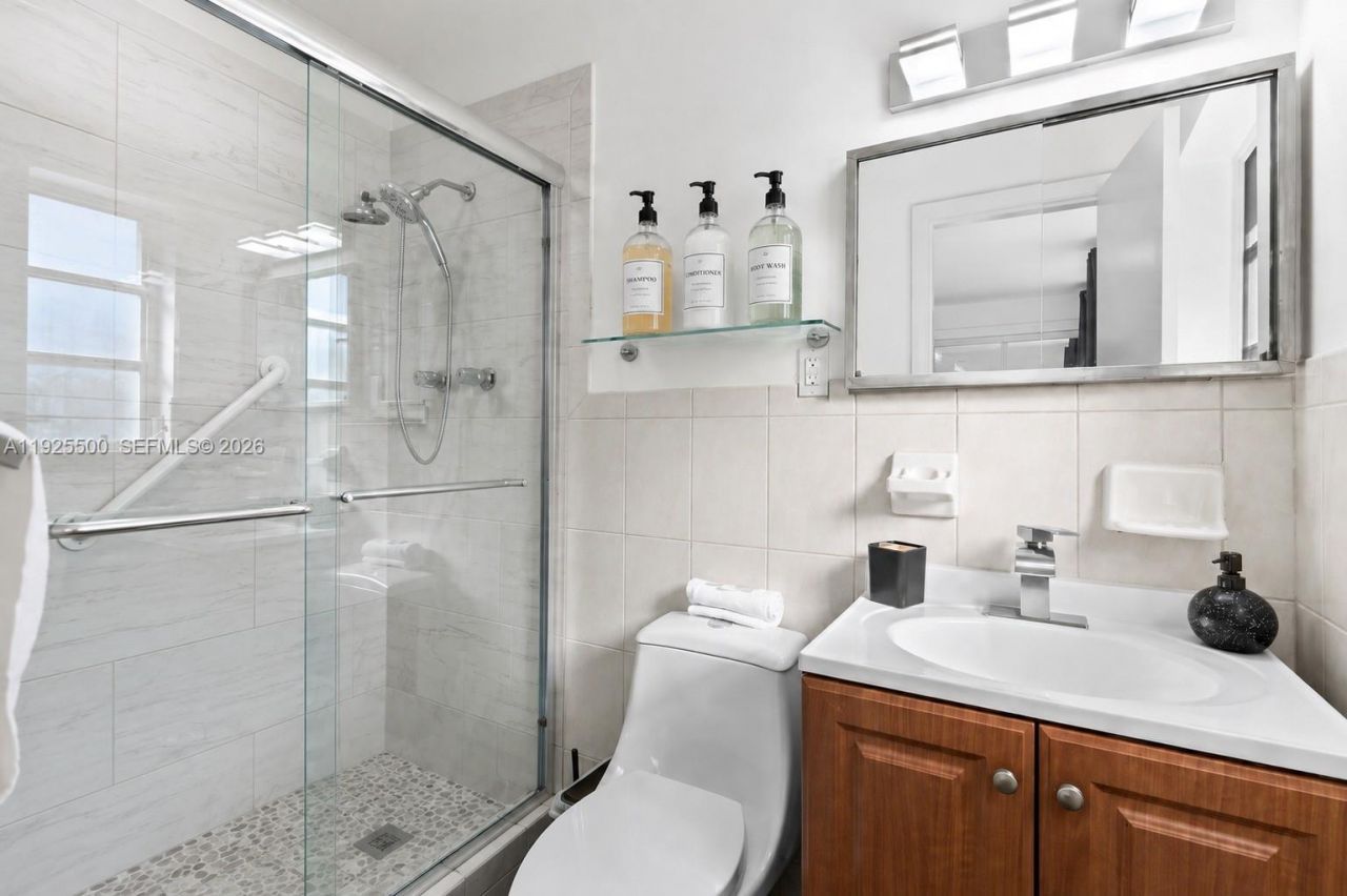 909 NE 7th St, Pompano Beach, FL 33060 Photo