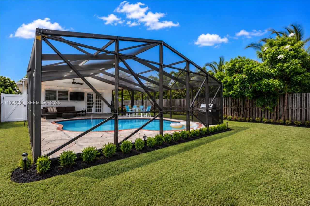 909 NE 7th St, Pompano Beach, FL 33060 Photo