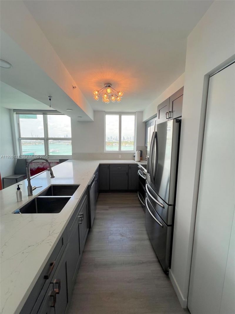 650 West Ave, Unit 1001, Miami Beach, FL 33139 Photo