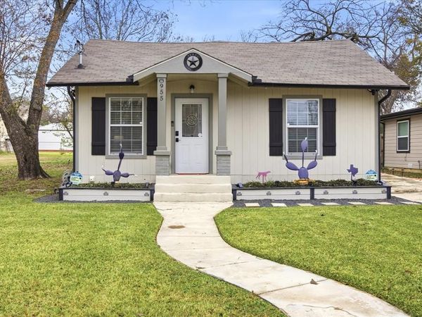 955 W Sloan, Stephenville, TX 76401