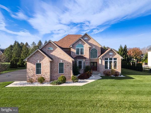 62 SURREY DRIVE, EASTON, PA 18045