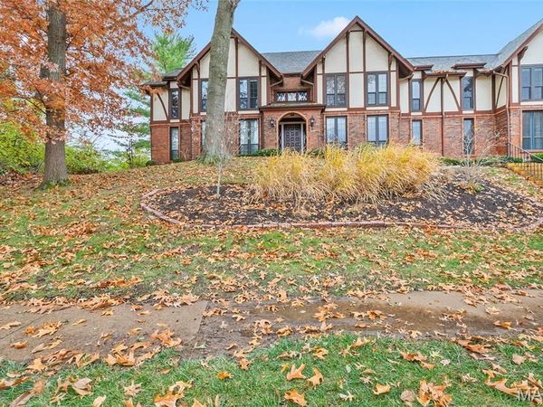 1026 Kehrs Mill Road, Unit 4, Ballwin, MO 63011