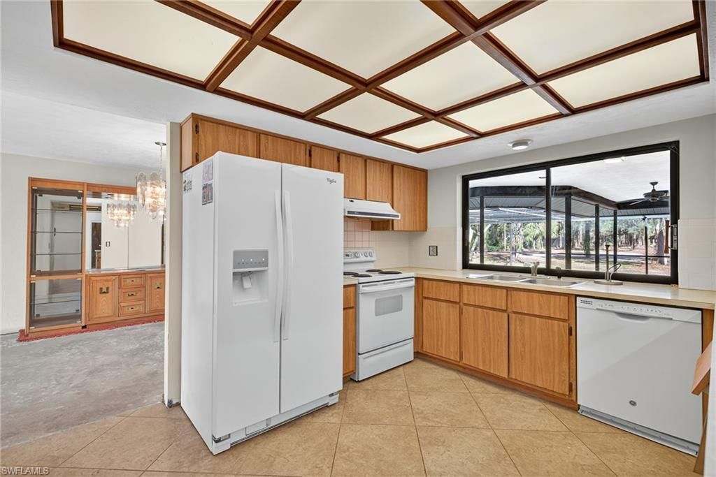 6811 Sandalwood Ln, Naples, FL 34109 Photo