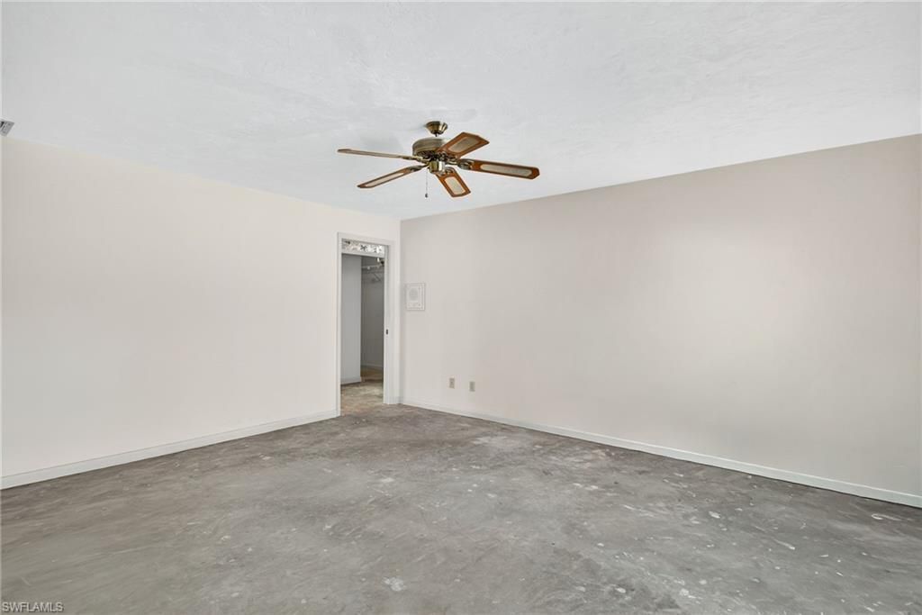 6811 Sandalwood Ln, Naples, FL 34109 Photo
