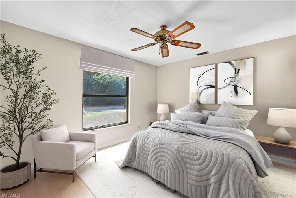 6811 Sandalwood Ln, Naples, FL 34109 Photo