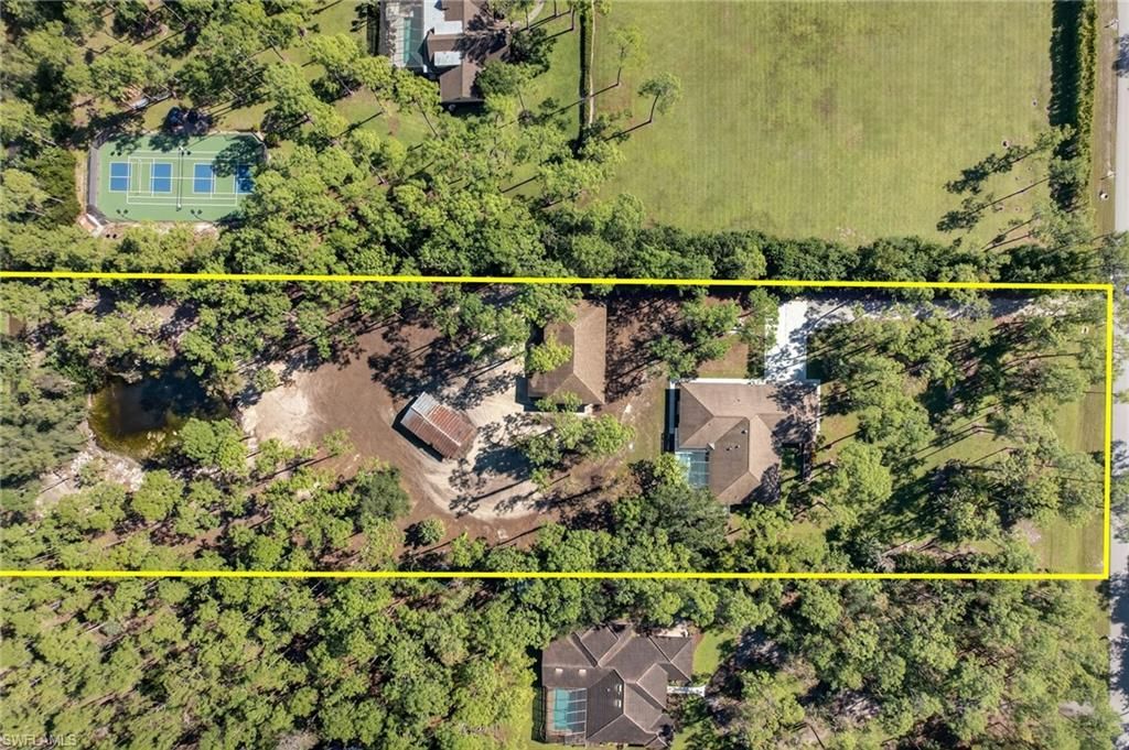 6811 Sandalwood Ln, Naples, FL 34109 Photo