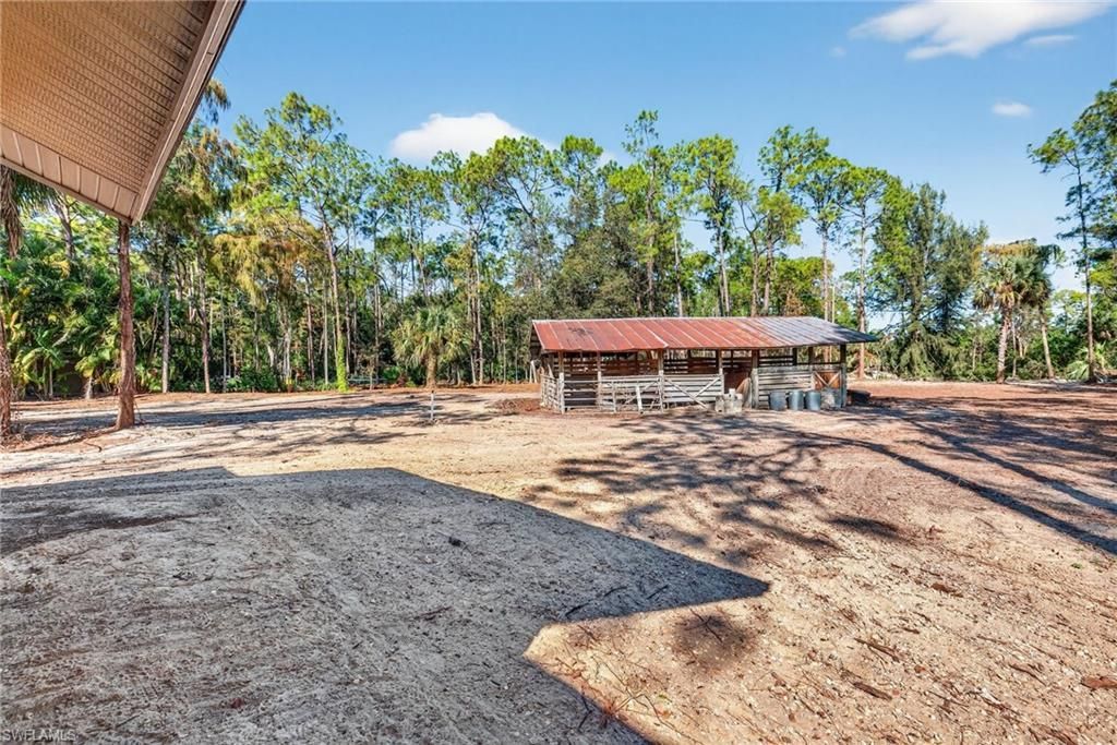 6811 Sandalwood Ln, Naples, FL 34109 Photo
