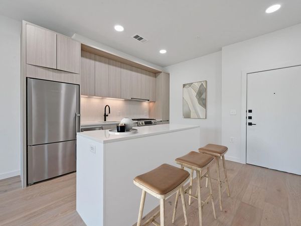 2209 S 1st ST, Unit 218, Austin, TX 78704