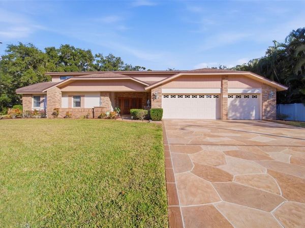 10353 BARRY DRIVE, LARGO, FL 33774