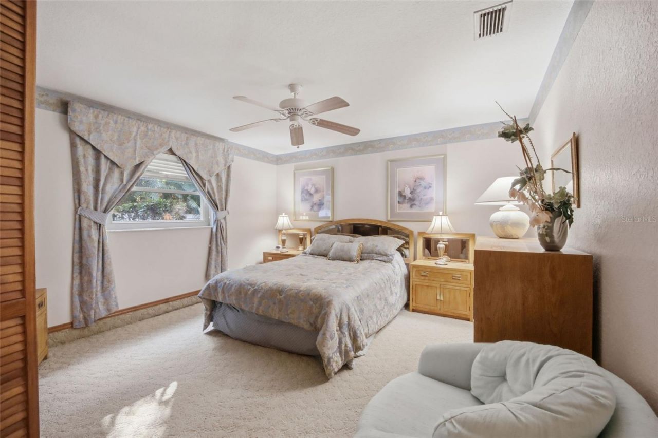 10353 Barry Drive, Largo, FL 33774 Photo