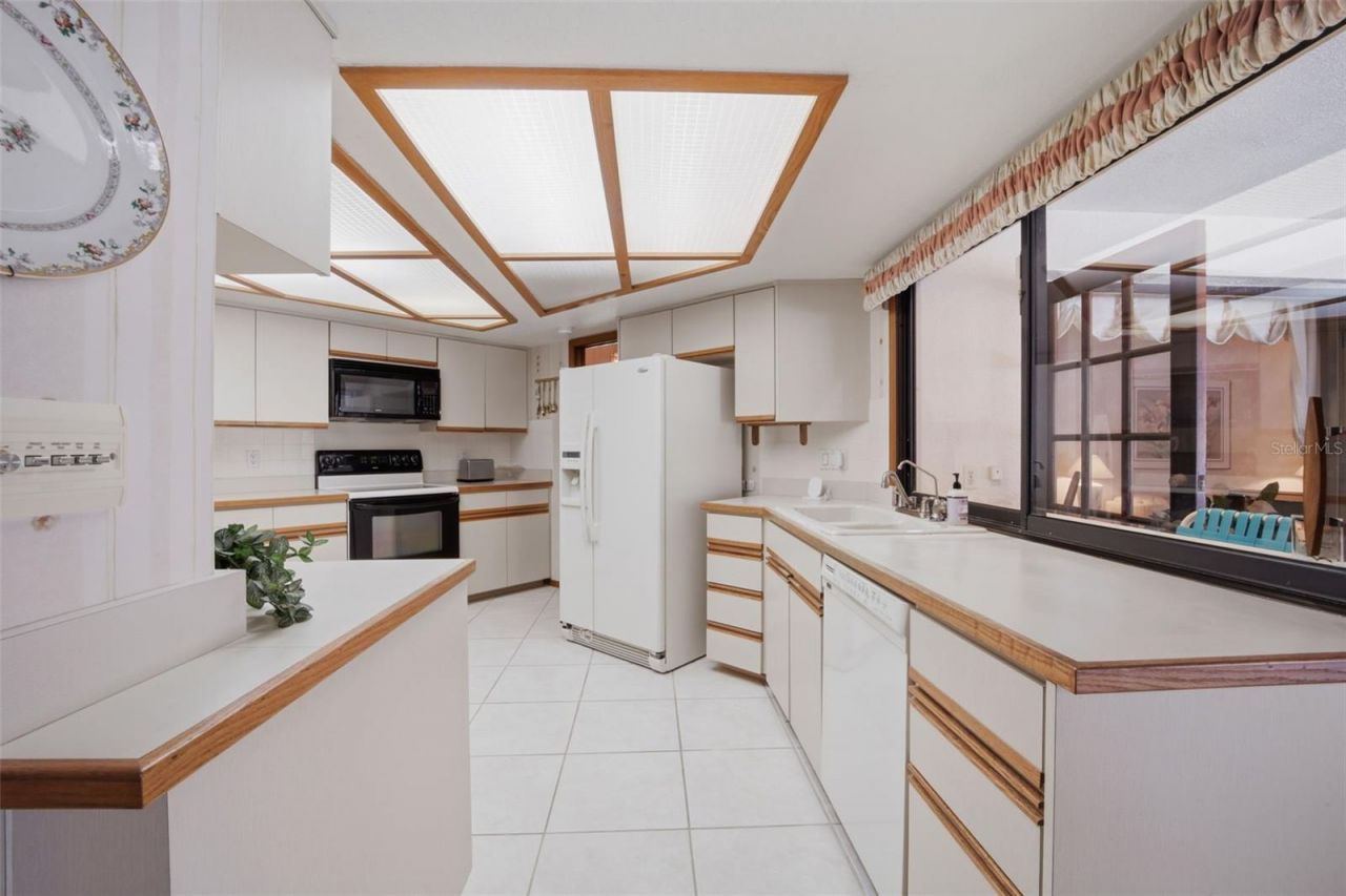 10353 Barry Drive, Largo, FL 33774 Photo