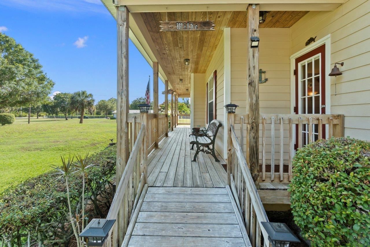 405 SE Salerno Road, Stuart, FL 34997 Photo