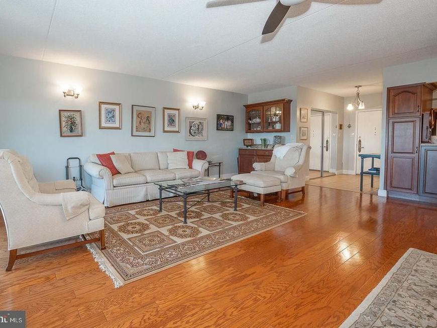 20925 Valley Forge Circle, Unit 925, King of Prussia, PA 19406 Main Photo