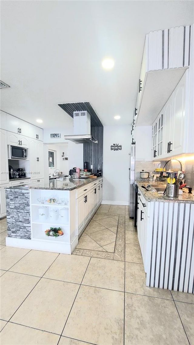 2145 SW 76th Ave, Miami, FL 33155 Photo