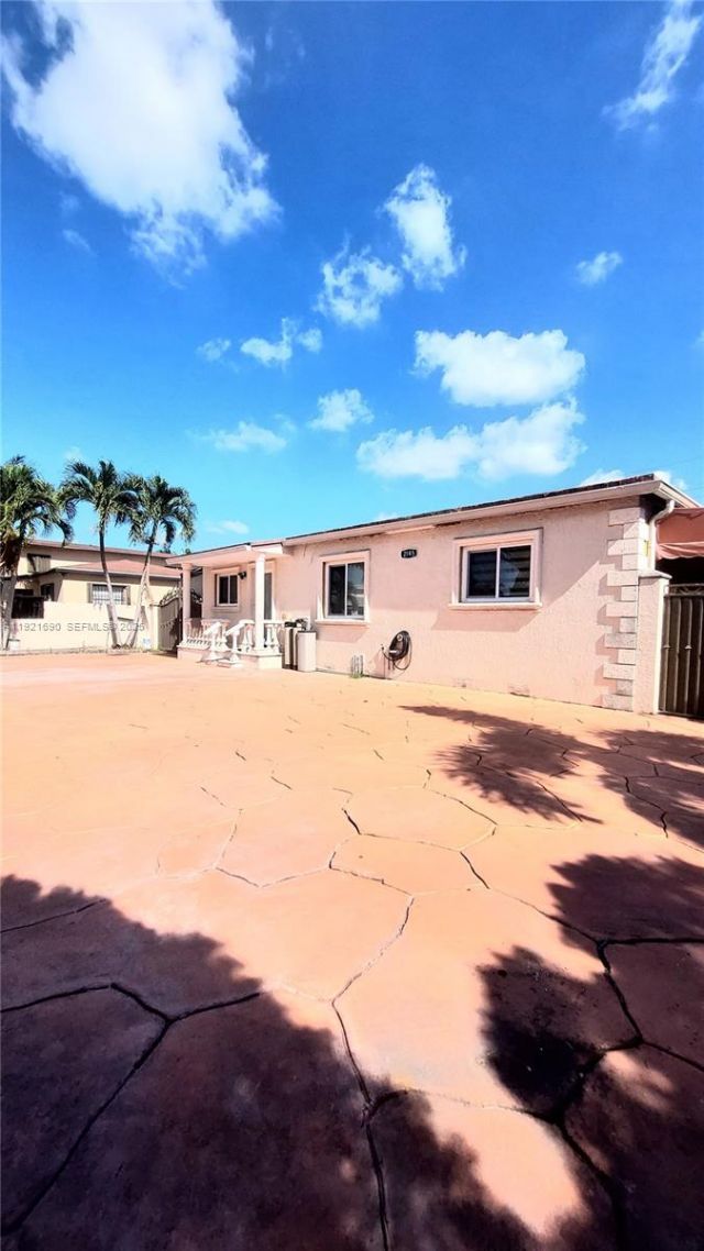 2145 SW 76th Ave, Miami, FL 33155 Photo