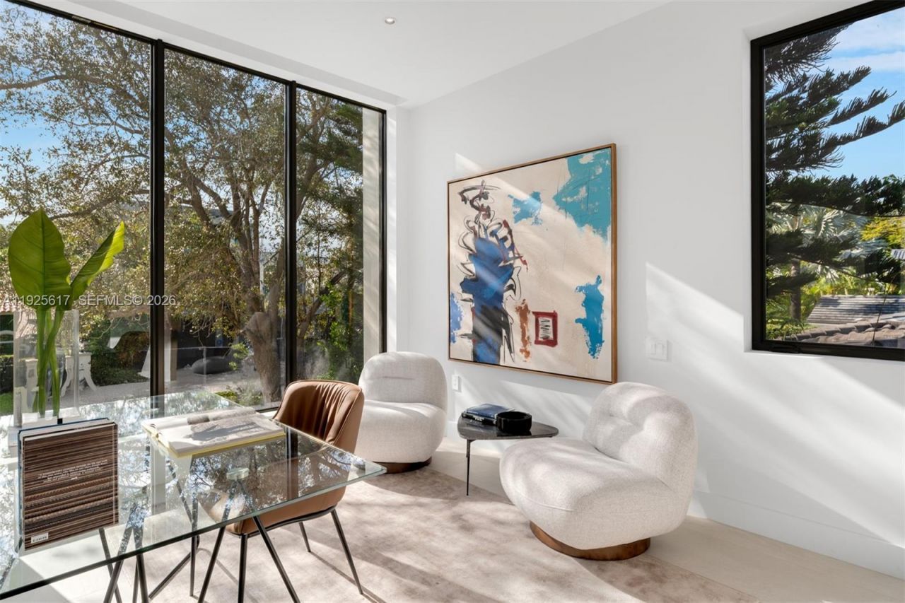 3551 Crystal Ct, Miami, FL 33133 Photo