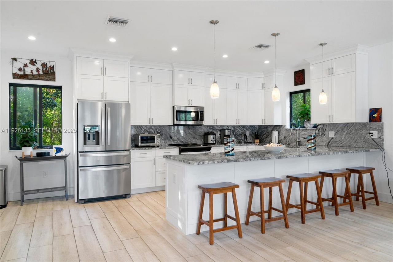 669 Colson Dr, Key Largo, FL 33037 Photo