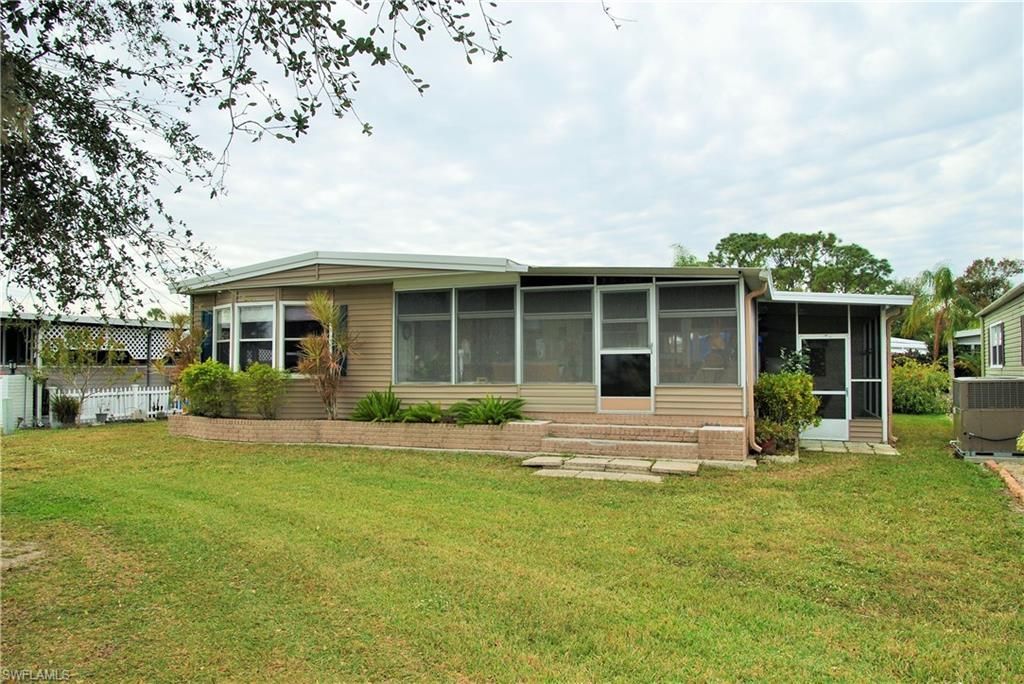 342 Nicklaus Blvd, North Fort Myers, FL 33903 Photo