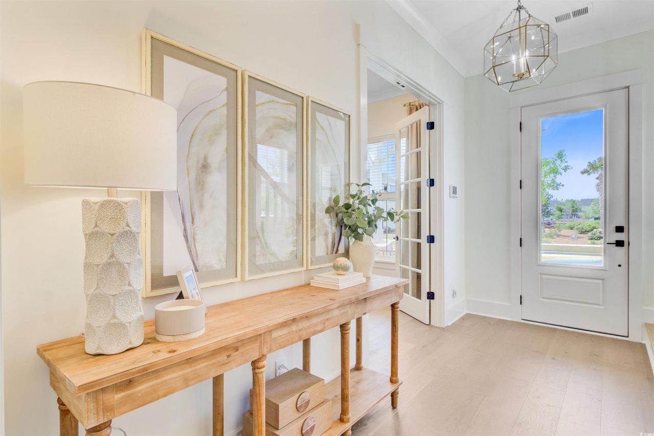 1240 Newell Dr Photo 4