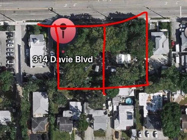 304 SW 12th Street, Fort Lauderdale, FL 33315