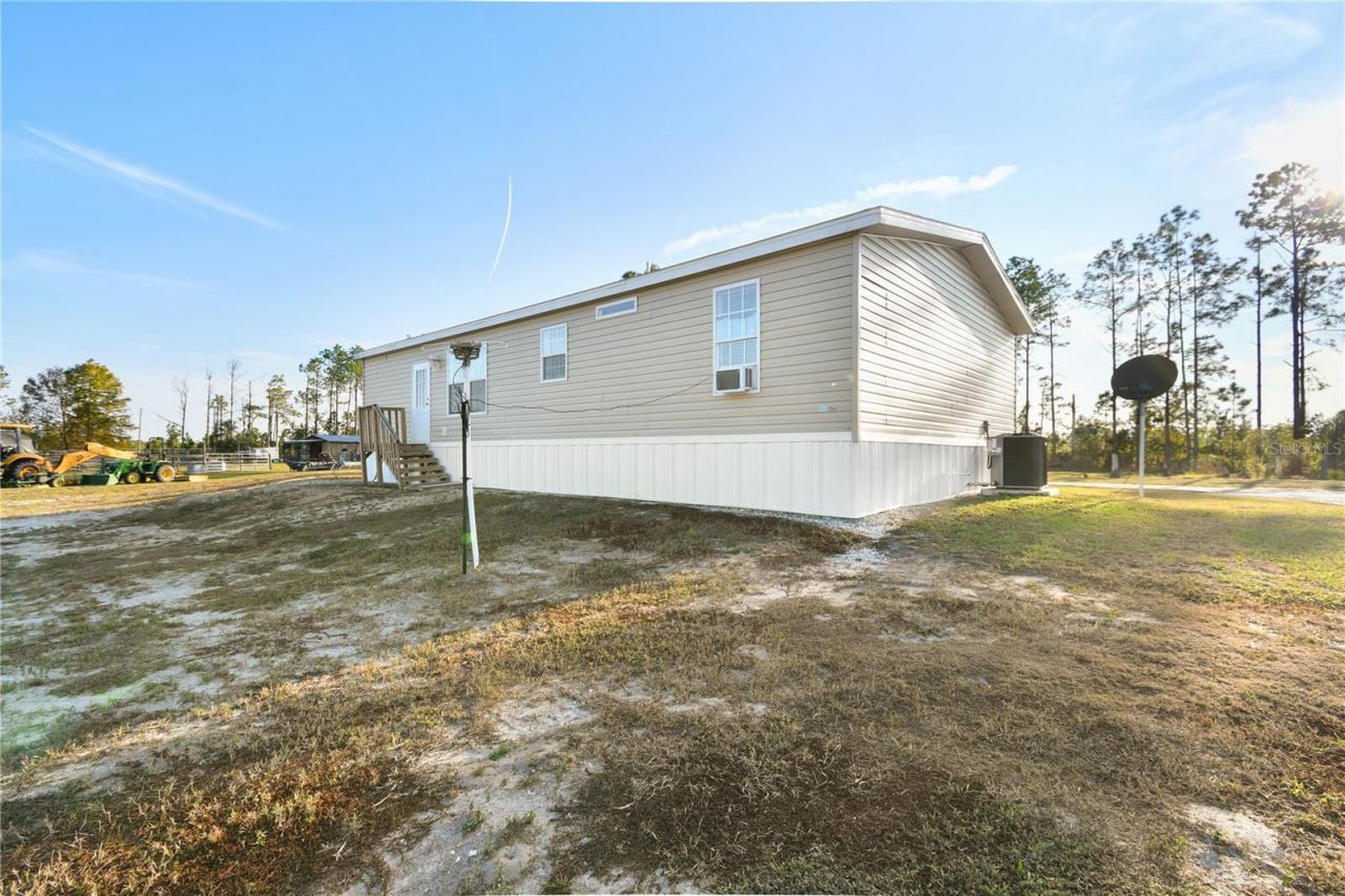 10989 NW Lily County Line Road, Ona, FL 33865 Photo