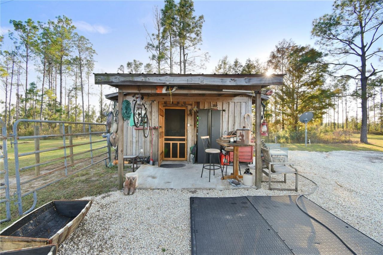 10989 NW Lily County Line Road, Ona, FL 33865 Photo