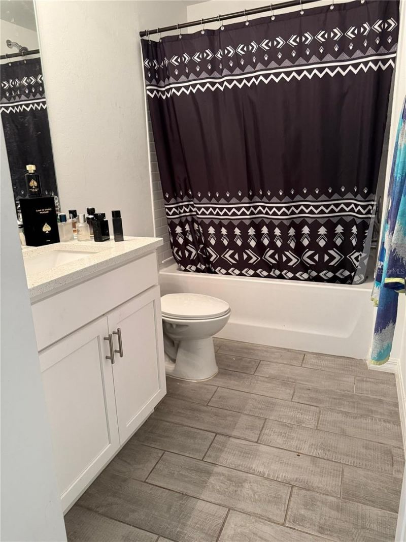 4137 NE 20th Place, Cape Coral, FL 33909 Photo