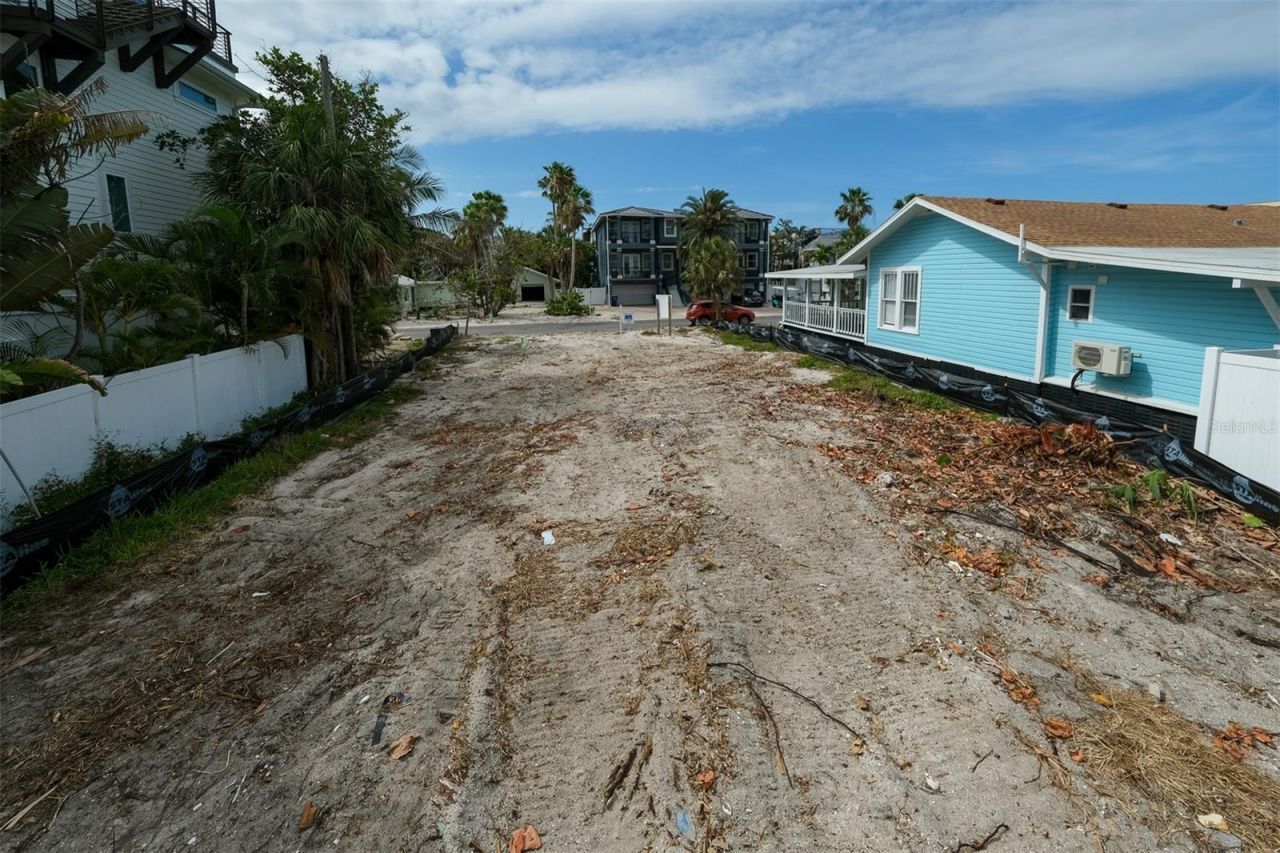 106 S 11th, Bradenton Beach, FL 34217 Photo
