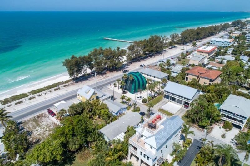 106 S 11th, Bradenton Beach, FL 34217 Photo