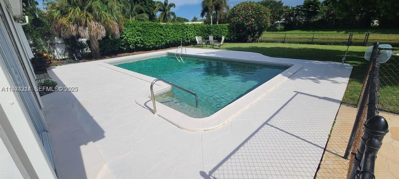 4104 Larch Ave, Palm Beach Gardens, FL 33418 Photo