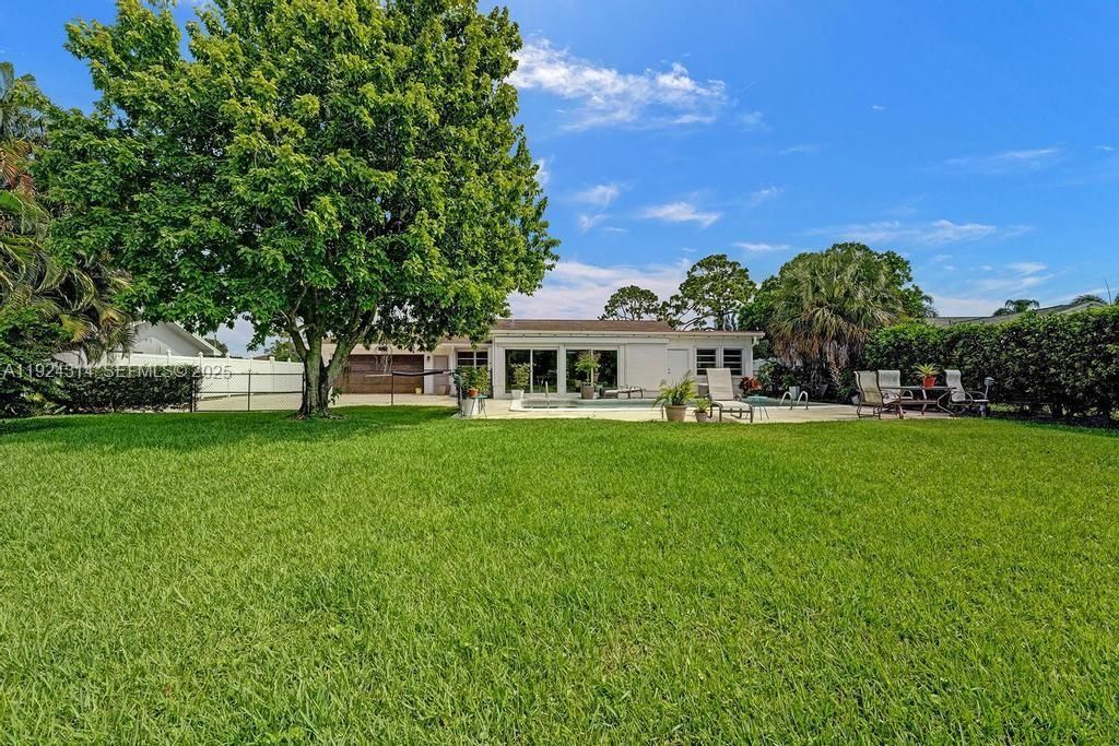 4104 Larch Ave, Palm Beach Gardens, FL 33418 Photo