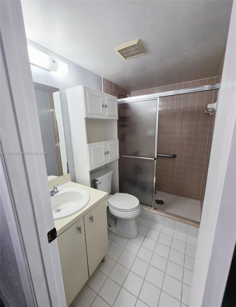 1891 N 61st Ave, Unit B106, Hollywood, FL 33024 Photo