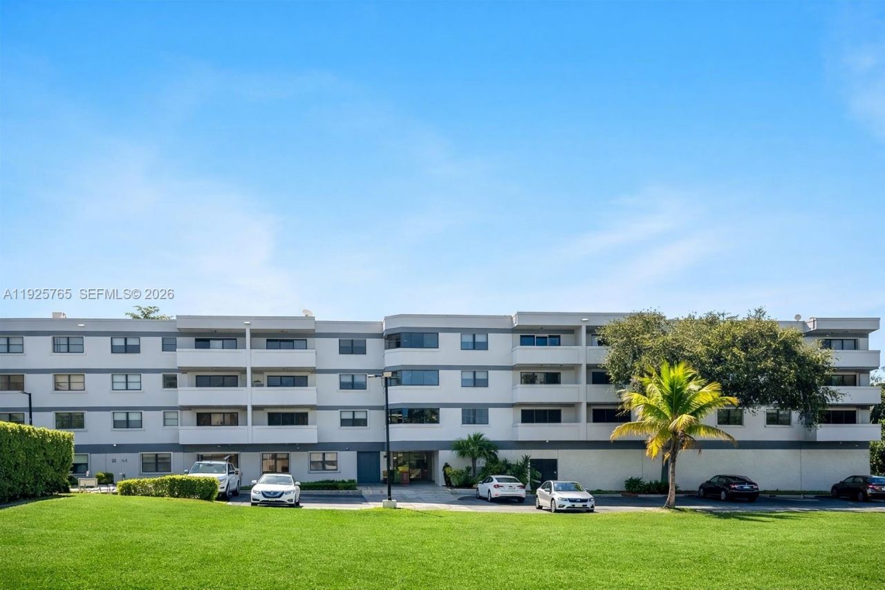 1891 N 61st Ave, Unit B106, Hollywood, FL 33024 Photo