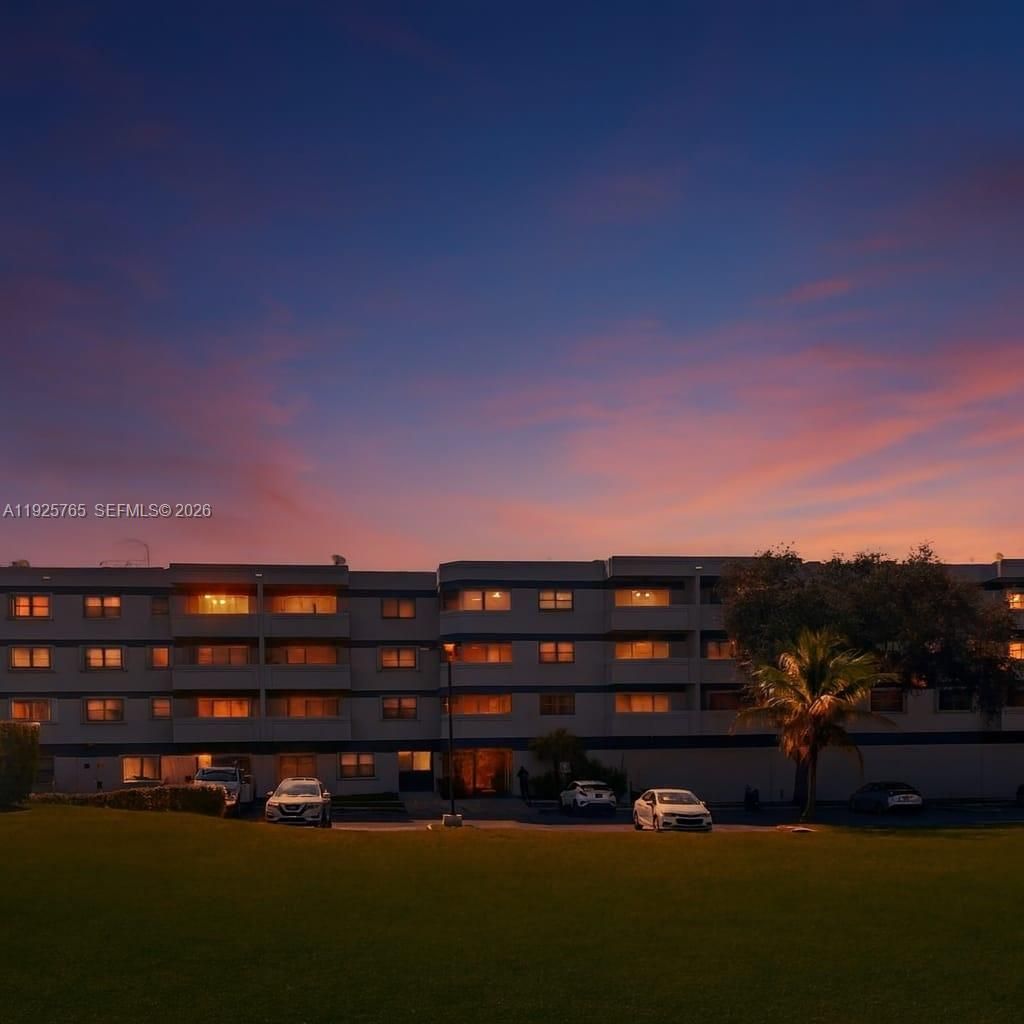 1891 N 61st Ave, Unit B106, Hollywood, FL 33024 Photo