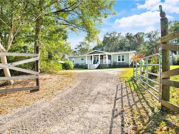 26126 Joe Foley Road, Robertsdale, AL 36567
