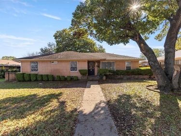 3706 Kimballdale Drive, Dallas, TX 75233