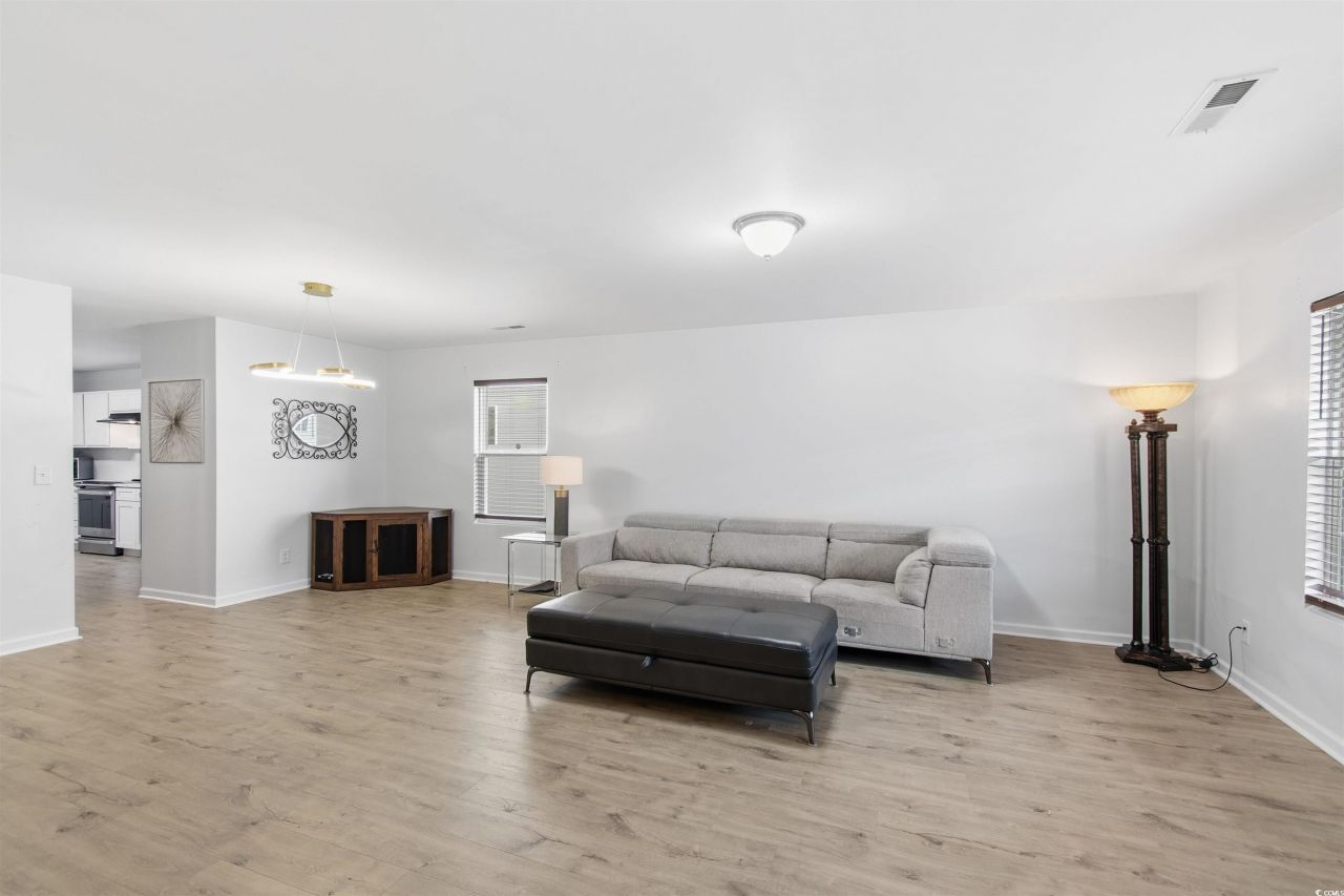 145 Bendick Ct. Photo 3