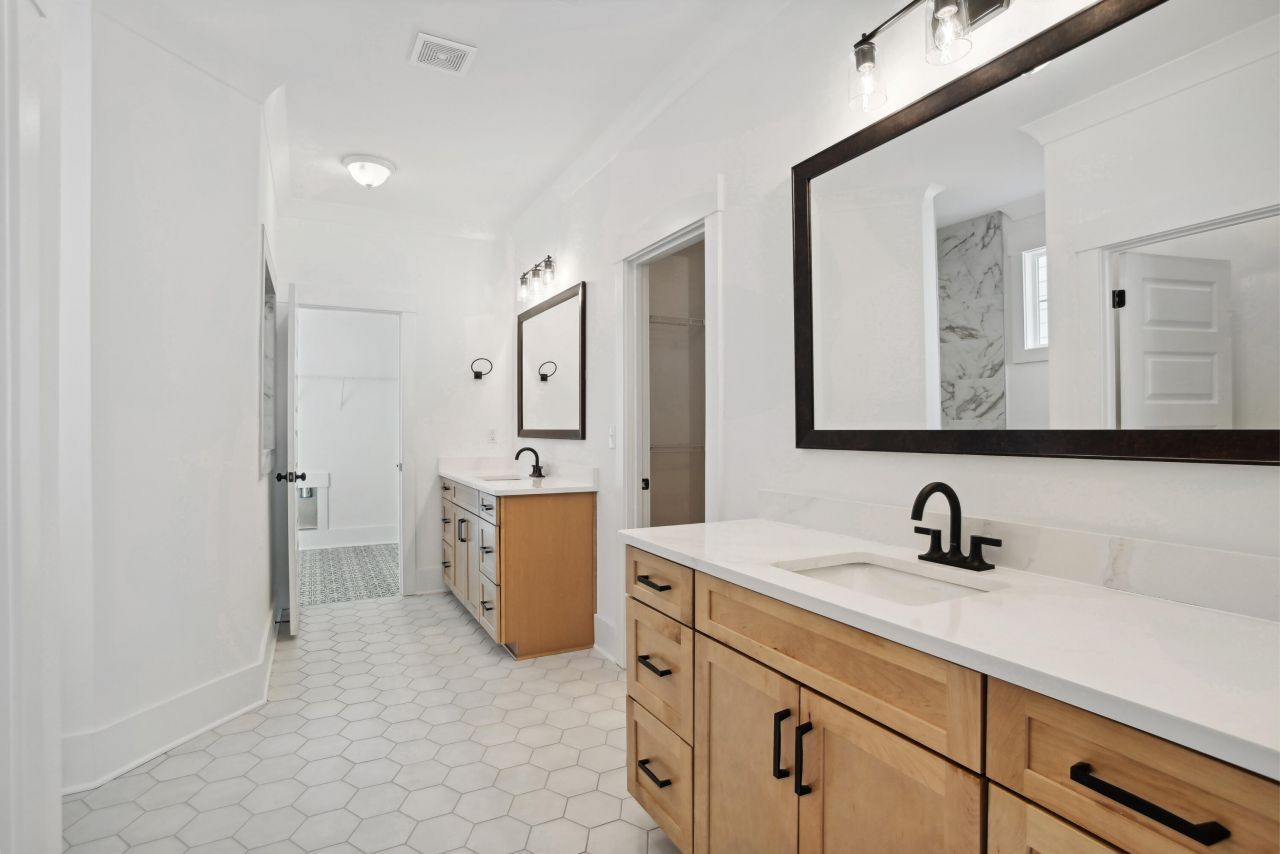 2015 Sea Water Drive Photo 6