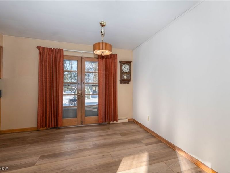 1035 Lois Avenue NW, North Canton, OH 44720 Photo 4