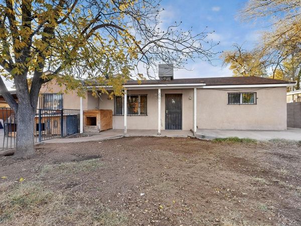 2701 Garcia Street NE, Albuquerque, NM 87112